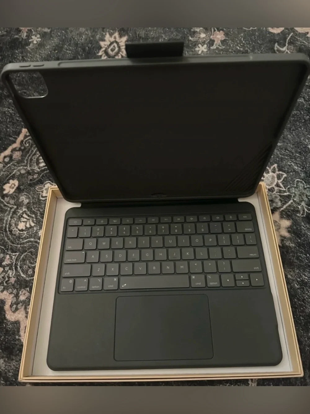 Magictype detachable keyboard